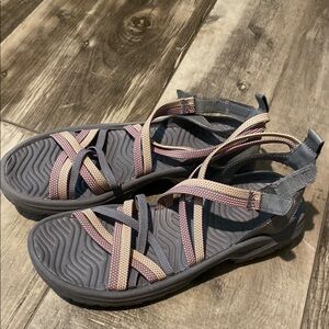 Stylish Women's Sandals in Gray and Tan